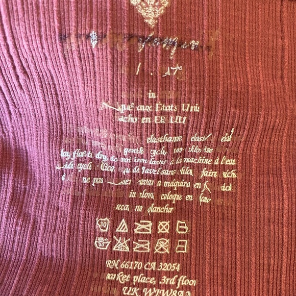 Pink Ribbed Crop Top - Picture 2 of 3